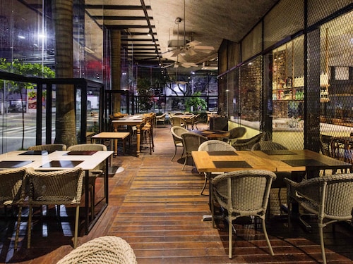 ibis Vitoria Praia Do Canto