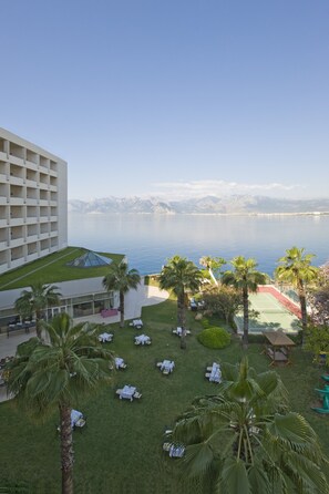 Property grounds - Divan Antalya (Antalya)