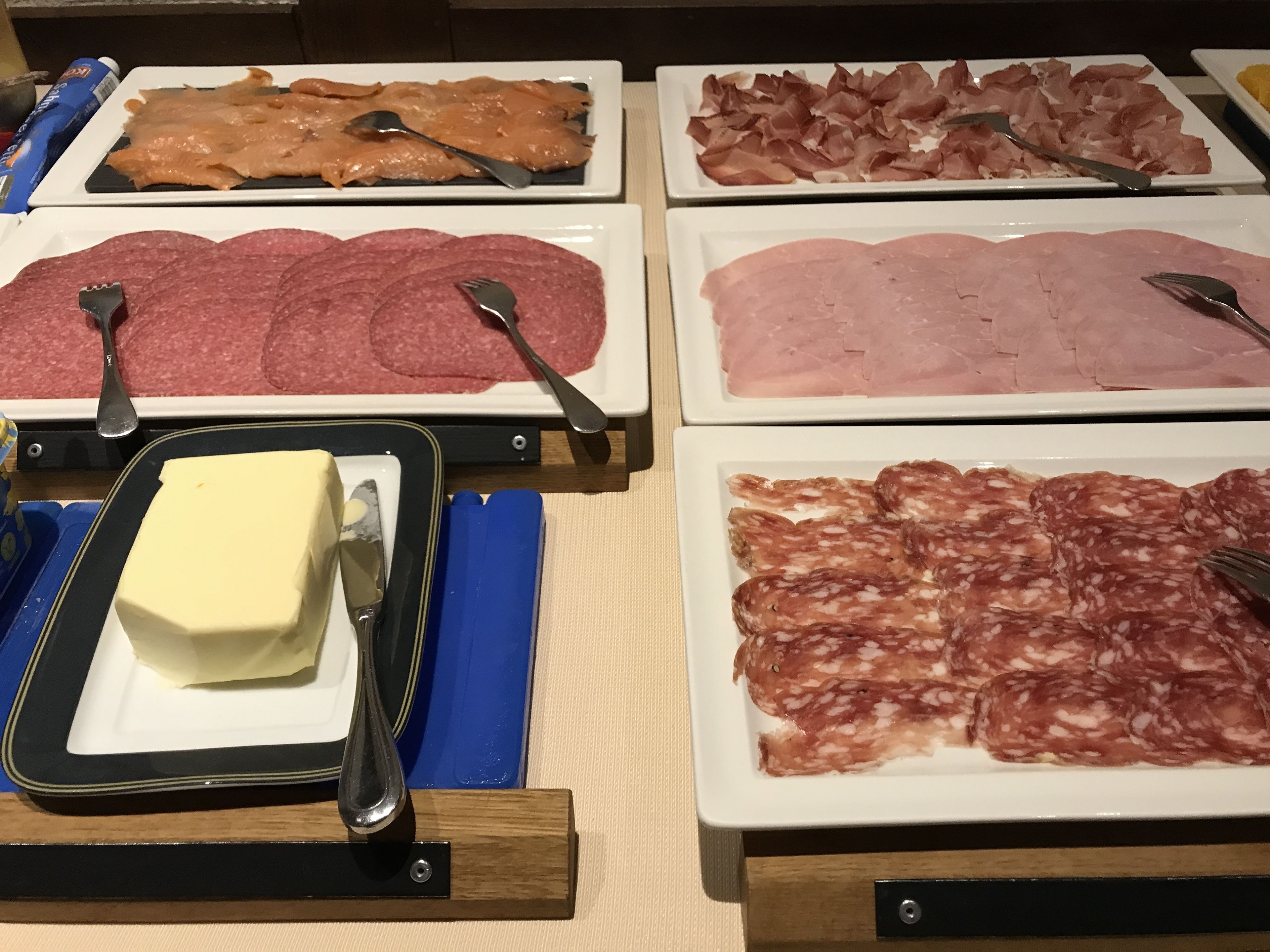 daily buffet breakfast (eur 13.5 per person)