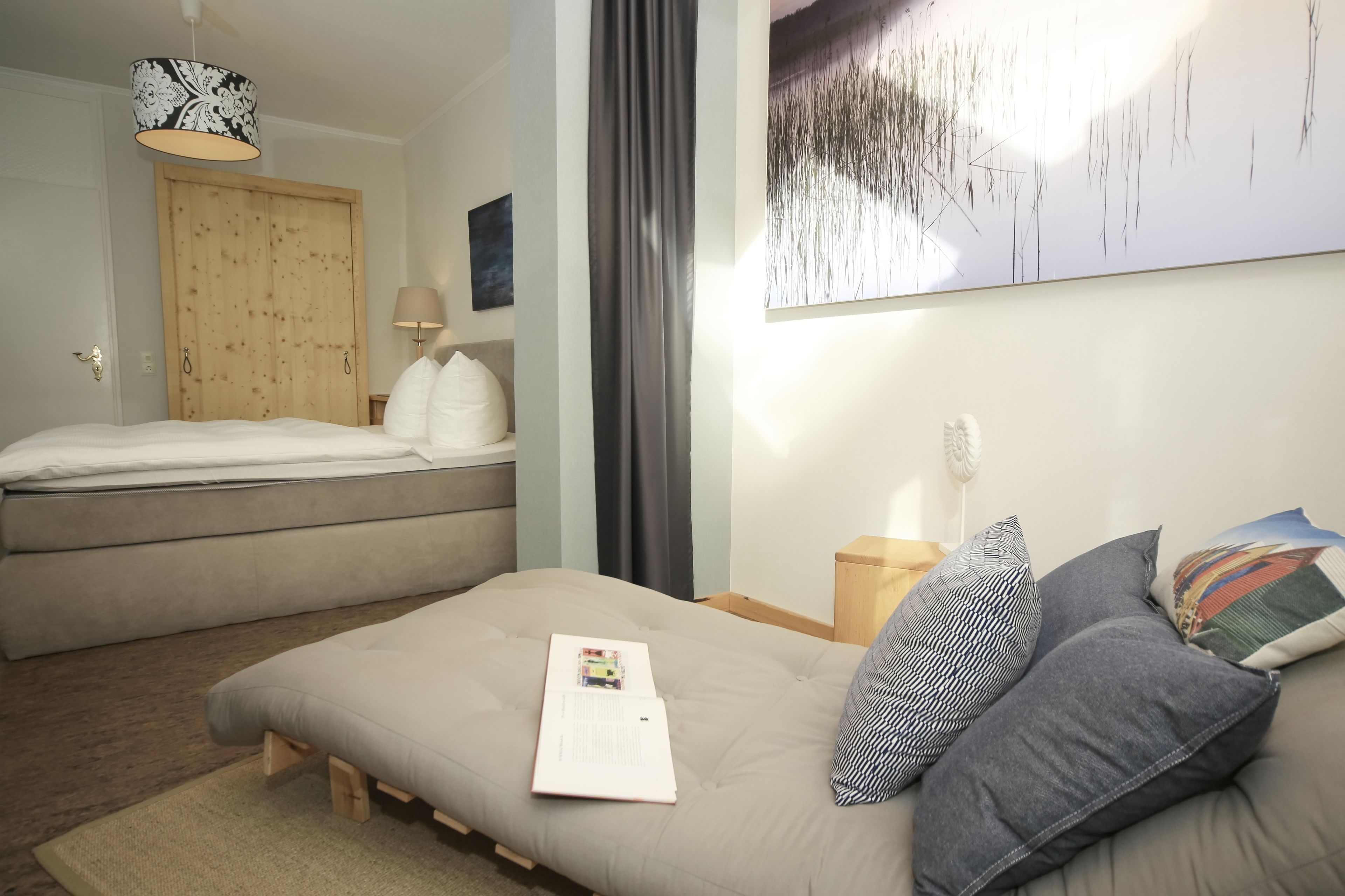 individually decorated, desk, soundproofing, free wifi