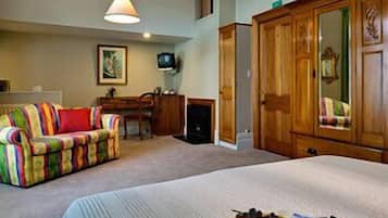 Premium bedding, Select Comfort beds, free minibar items, in-room safe
