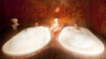 Indoor spa tub
