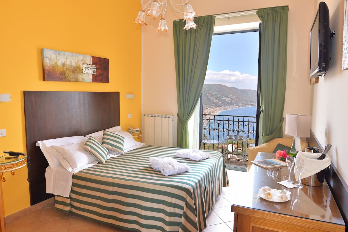 Superior Double Room, Balcony, Sea View