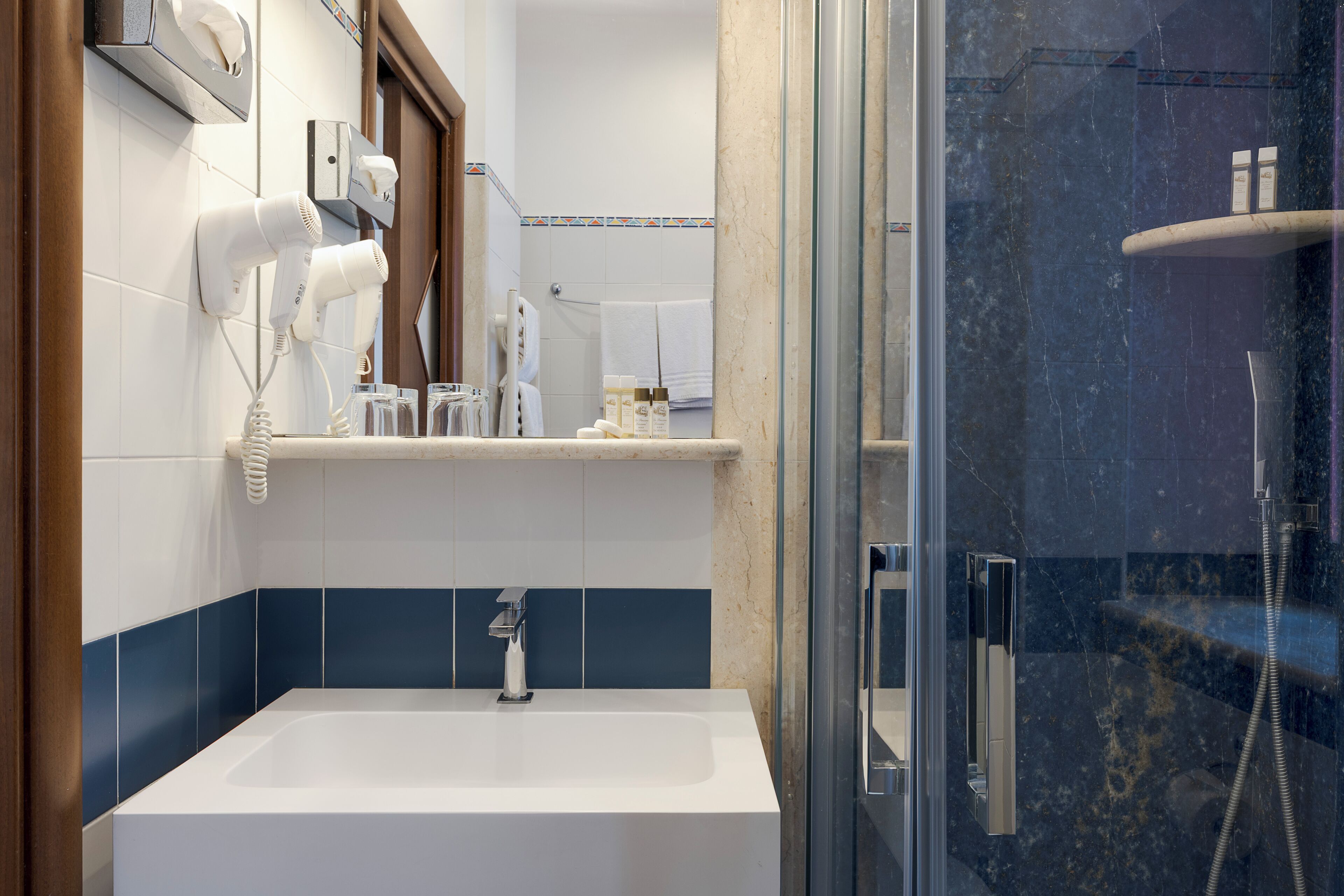 Foto - Hotel La Pensione Svizzera