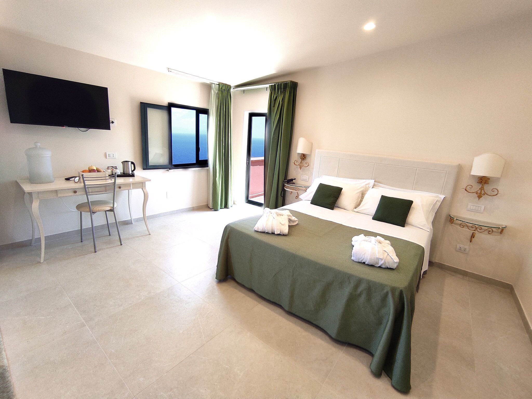 Photo - Hotel "La Pensione Svizzera"