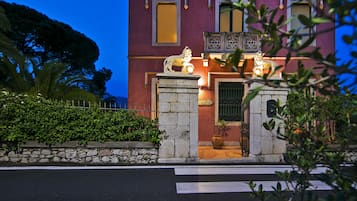 Front of property - evening/night