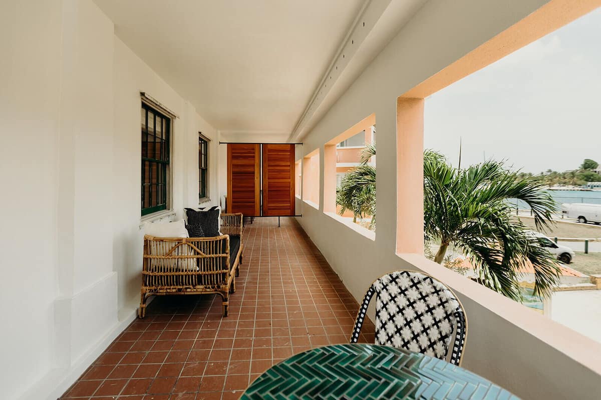 Superior Room, 1 King Bed, Balcony, City View | Terrace/patio