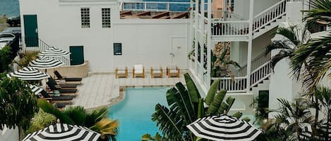 Deluxe Suite, 1 Bedroom, Ocean View | 1 bedroom, premium bedding, pillowtop beds, individually decorated