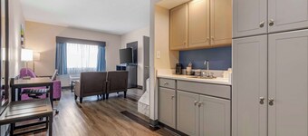 貝斯特韋斯特路易斯維爾機場博覽會飯店