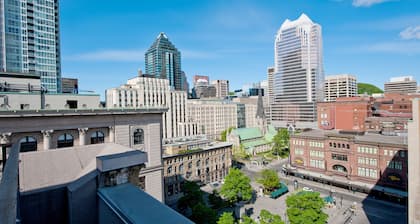 Le Square Phillips Hotel And Suites