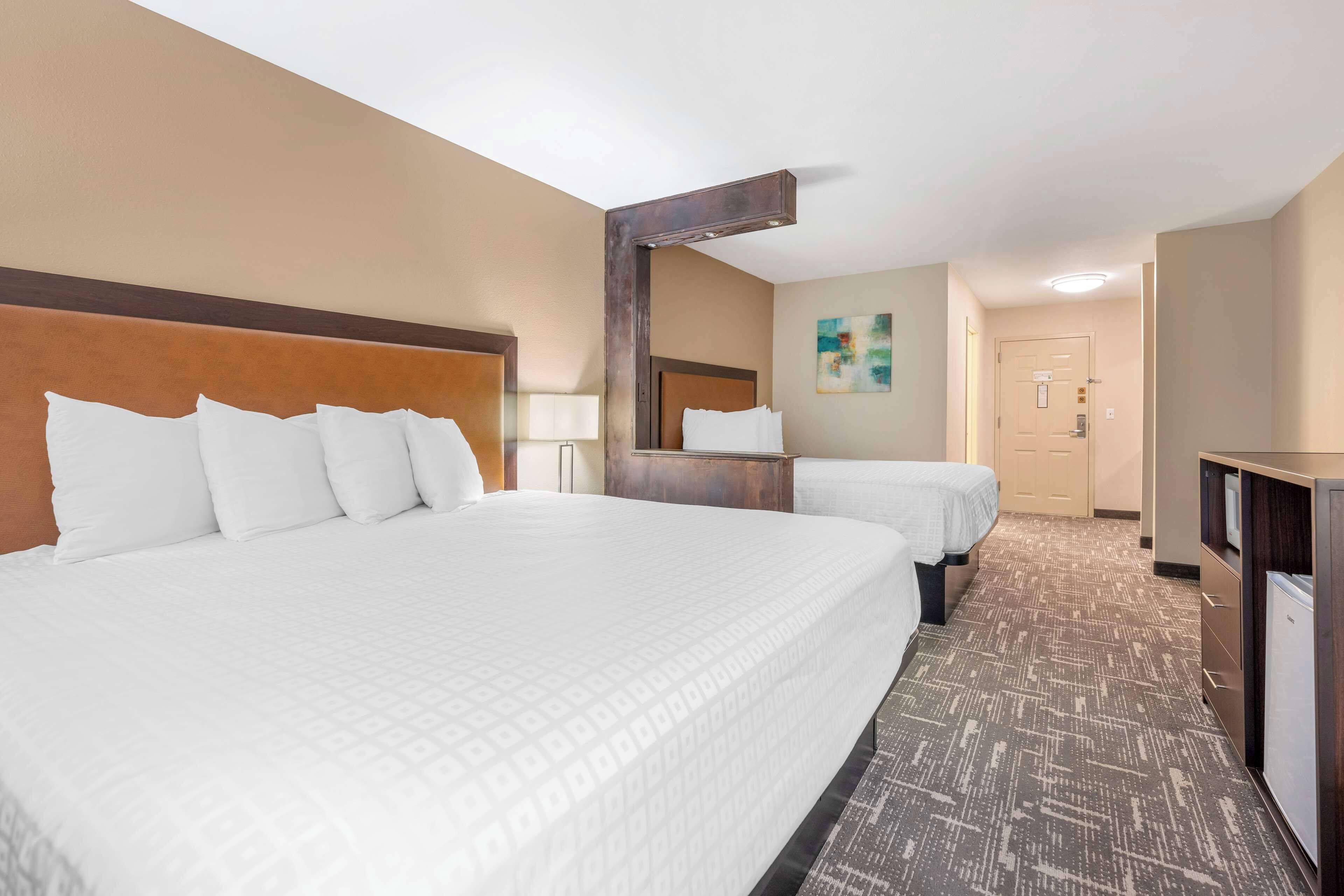 standard room, multiple beds, non smoking, refrigerator & microwave | desk, laptop workspace, iron/ironing board, wifi