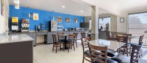 Desayuno completo incluido