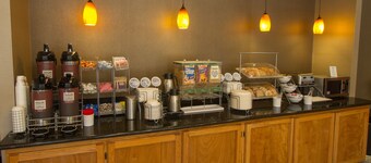 Comfort Suites Visalia Convention Center