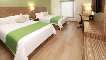 Premium bedding, in-room safe, desk, laptop workspace