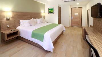 Premium bedding, in-room safe, desk, laptop workspace