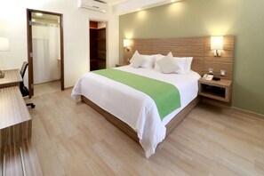 Suite, 1 Bedroom, Non Smoking (1 King Bed) | Premium bedding, in-room safe, desk, laptop workspace