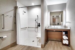 Studio, Multiple Beds (Mobility Accessible, Roll-In Shower) | Bathroom | Combined shower/tub, free toiletries, hair dryer