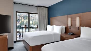 Egyptian cotton sheets, premium bedding, down duvets, pillow-top beds