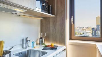 In-room safe, desk, laptop workspace, soundproofing