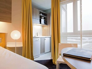 In-room safe, desk, laptop workspace, soundproofing