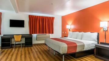 Desk, blackout drapes, free WiFi, bed sheets