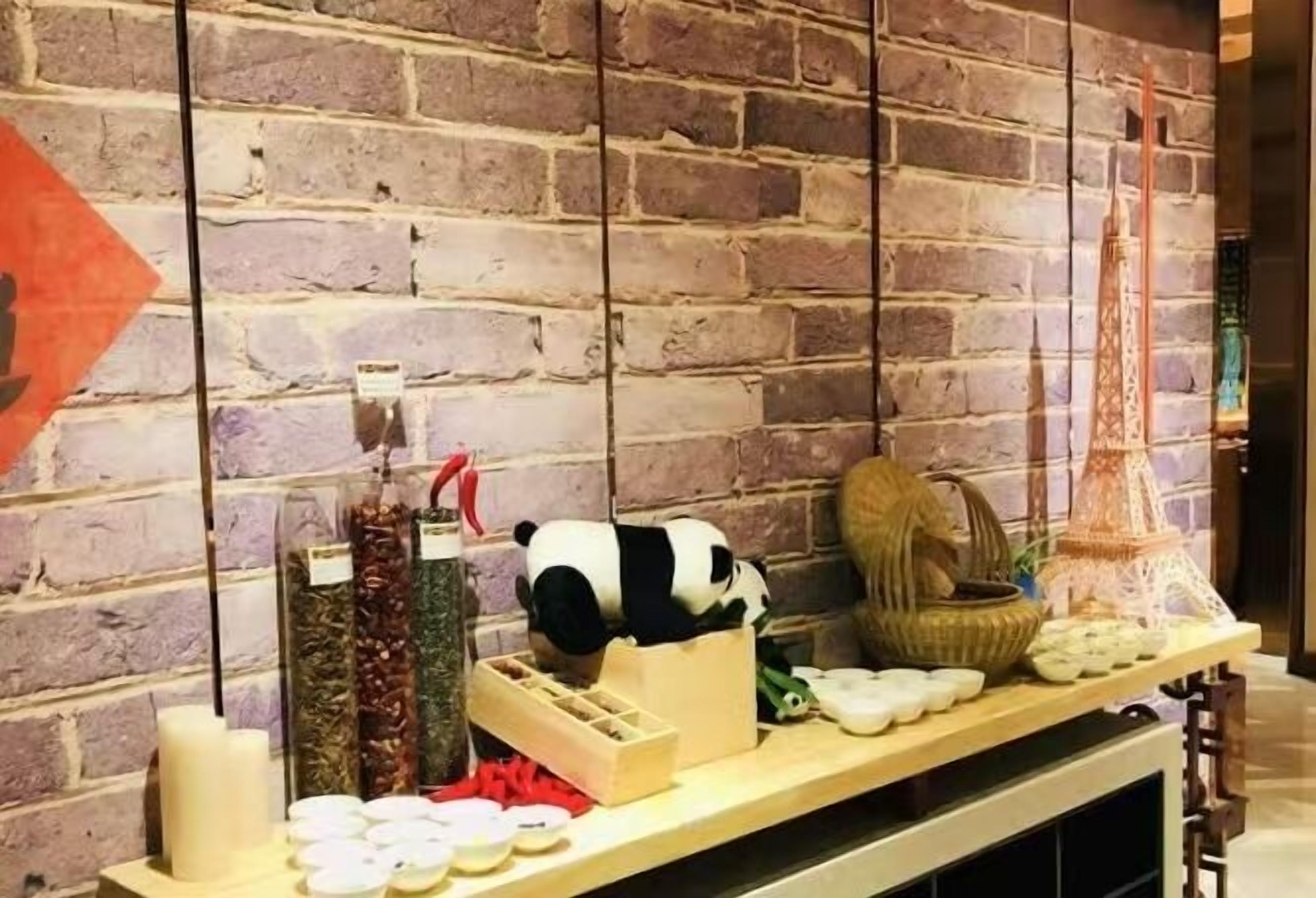 breakfast (cny 138 per person)