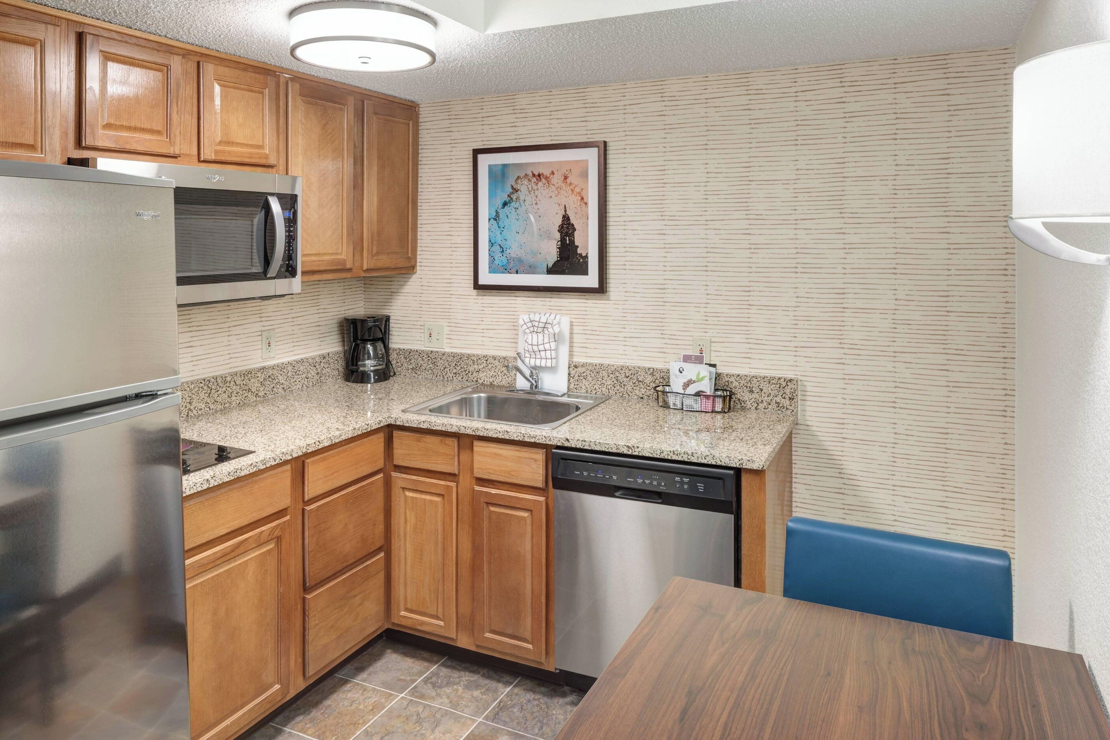 studio, 1 king bed | private kitchen | full-sized fridge, microwave, stovetop, dishwasher