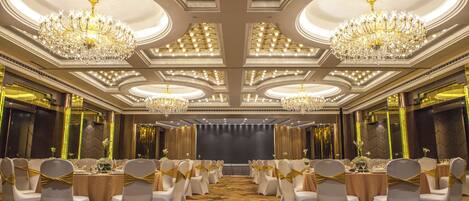 Banquet hall
