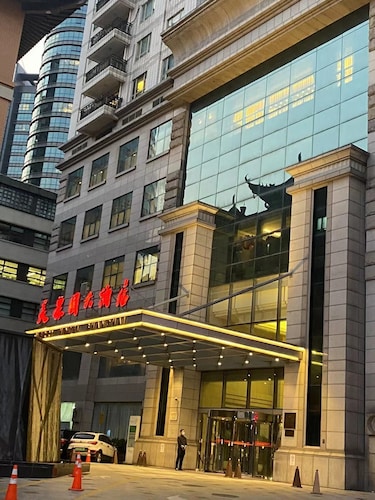 メリー ホテル上海 (上海美丽园龙都大酒店)