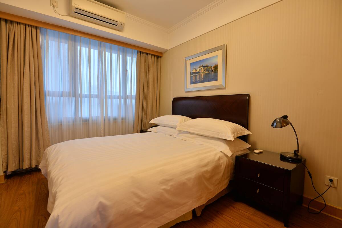 Minibar, in-room safe, desk, blackout drapes