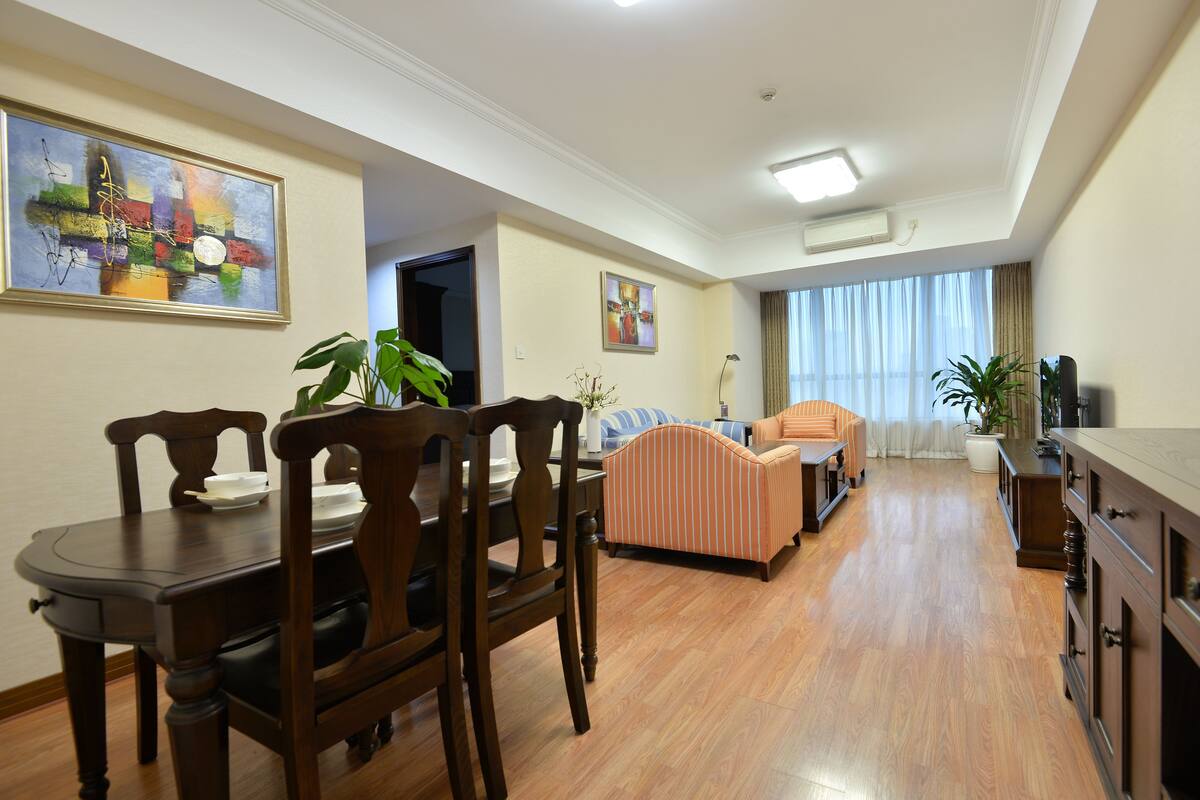 Selected 2 bedroom suite room | In-room dining
