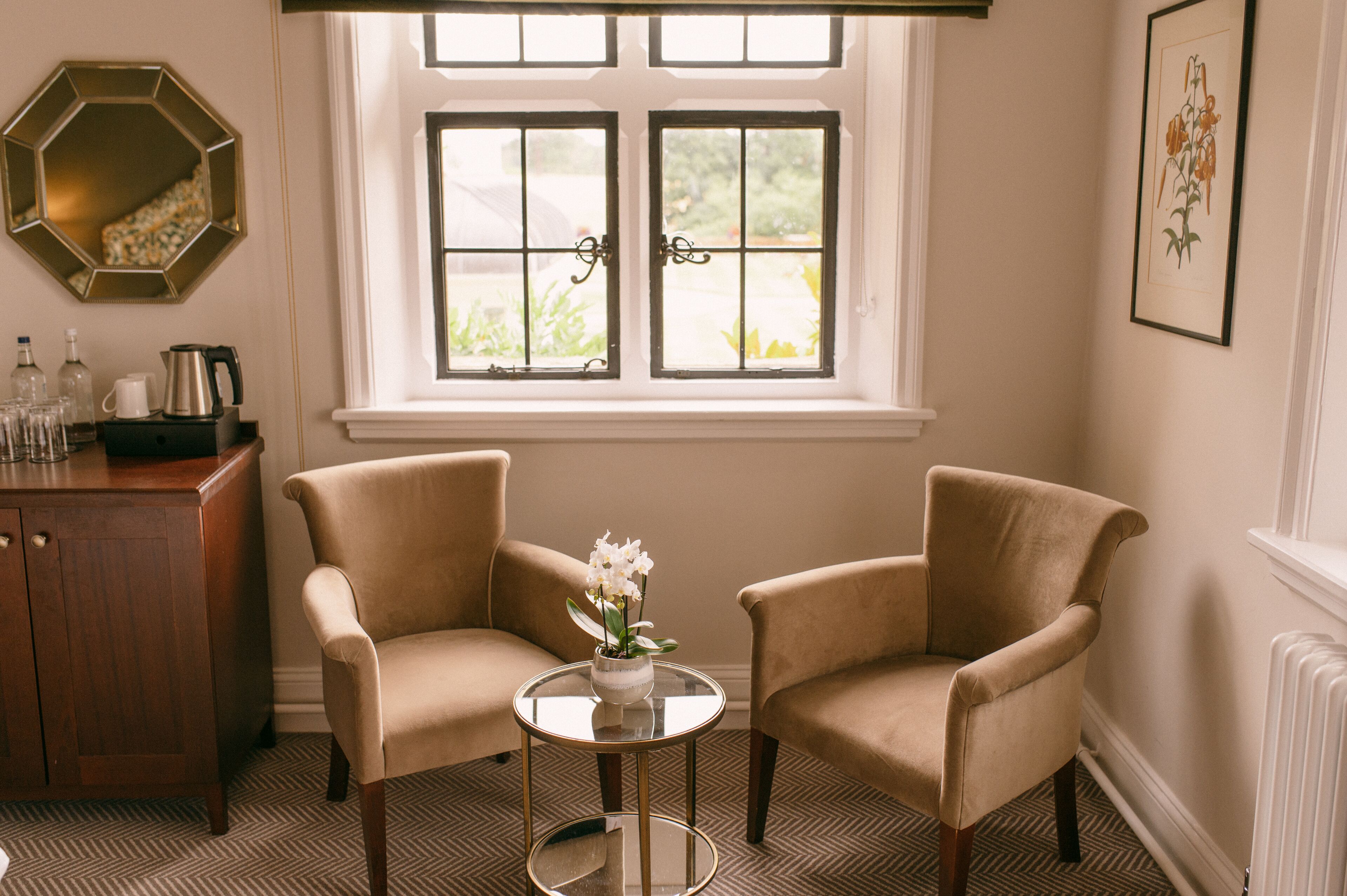 deluxe family room | 1 bedroom, individually decorated, individually furnished, desk