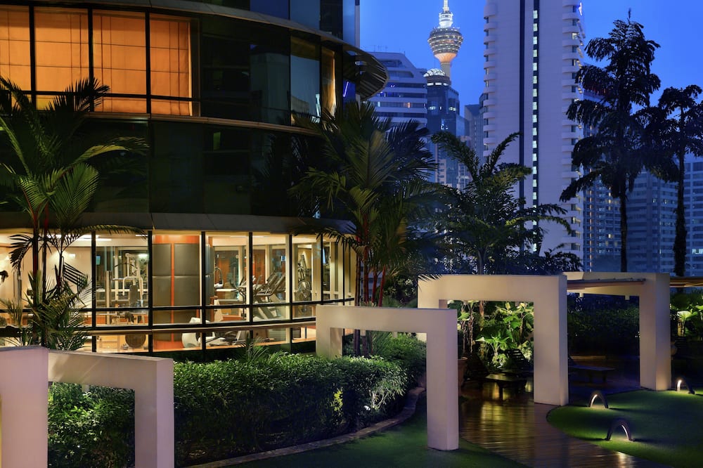 Pullman Kuala Lumpur City Centre Hotel & Residences