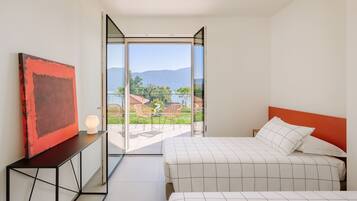 Appartamento Premium, 2 camere da letto, edificio separato | Minibar, una cassaforte in camera, con arredamento individuale