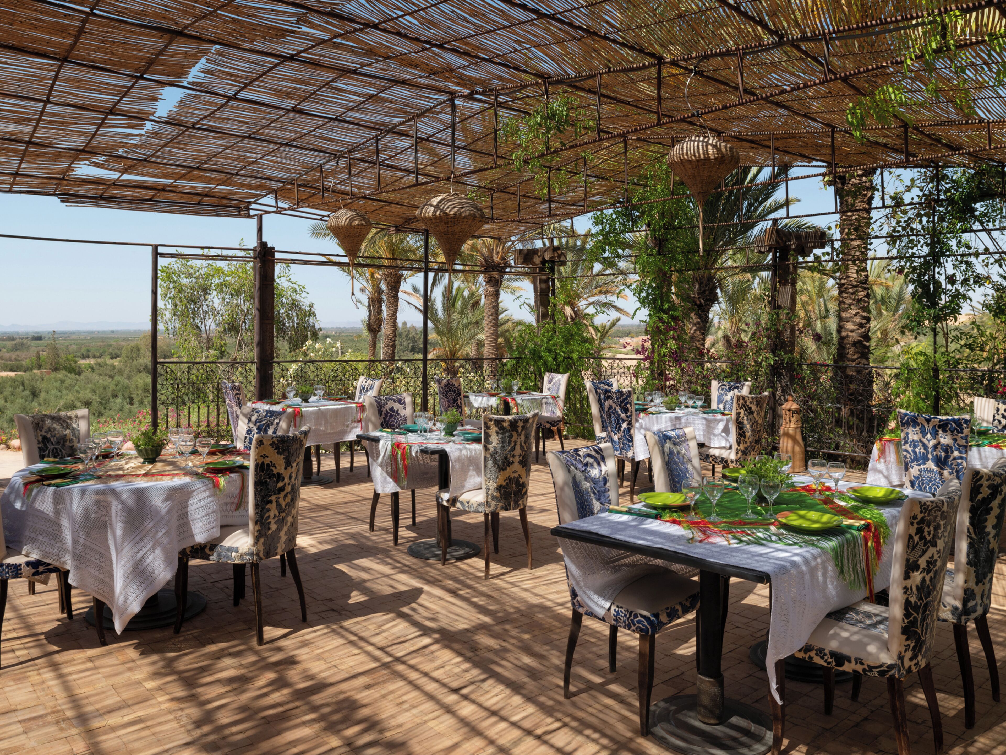 2 restaurants, lunch, dinner served; Moroccan cuisine