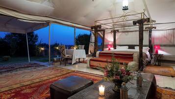 Presidential Tent | Premium bedding, in-room safe, individually decorated