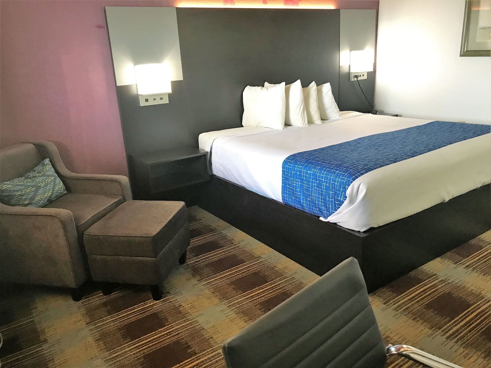 1 bedroom, pillowtop beds, desk, iron/ironing board