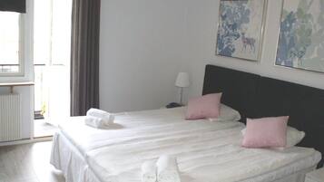 Dubbelrum eller tvåbäddsrum | Bäddmadrasser, strykjärn/strykbräda, gratis wi-fi och sängkläder