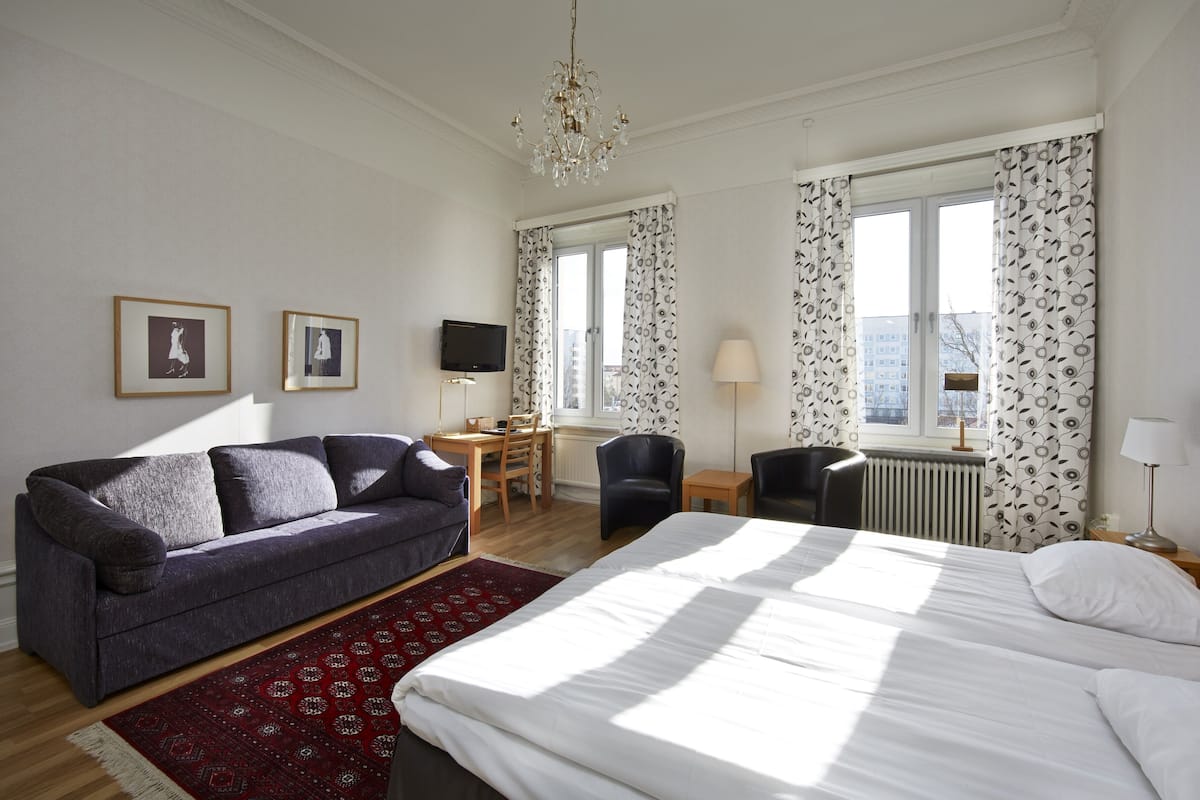 1 bedroom, desk, blackout curtains, free wifi