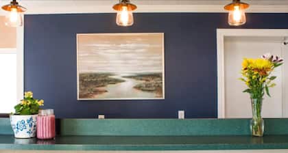 The University Inn Ann Arbor