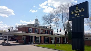 Exterior - The University Inn Ann Arbor (Ann Arbor)