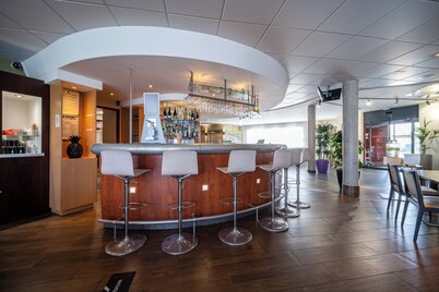 B&B HOTEL Calais Terminal Cité de l'Europe 4 étoiles