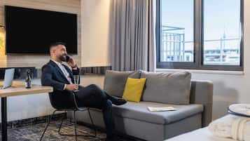 Premium bedding, in-room safe, desk, soundproofing