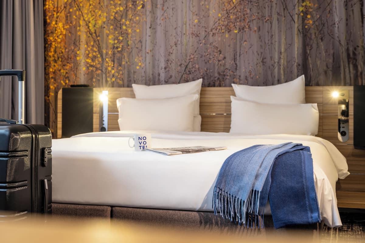 Suite, 1 letto matrimoniale con divano letto | Biancheria da letto di alta qualità, una cassaforte in camera