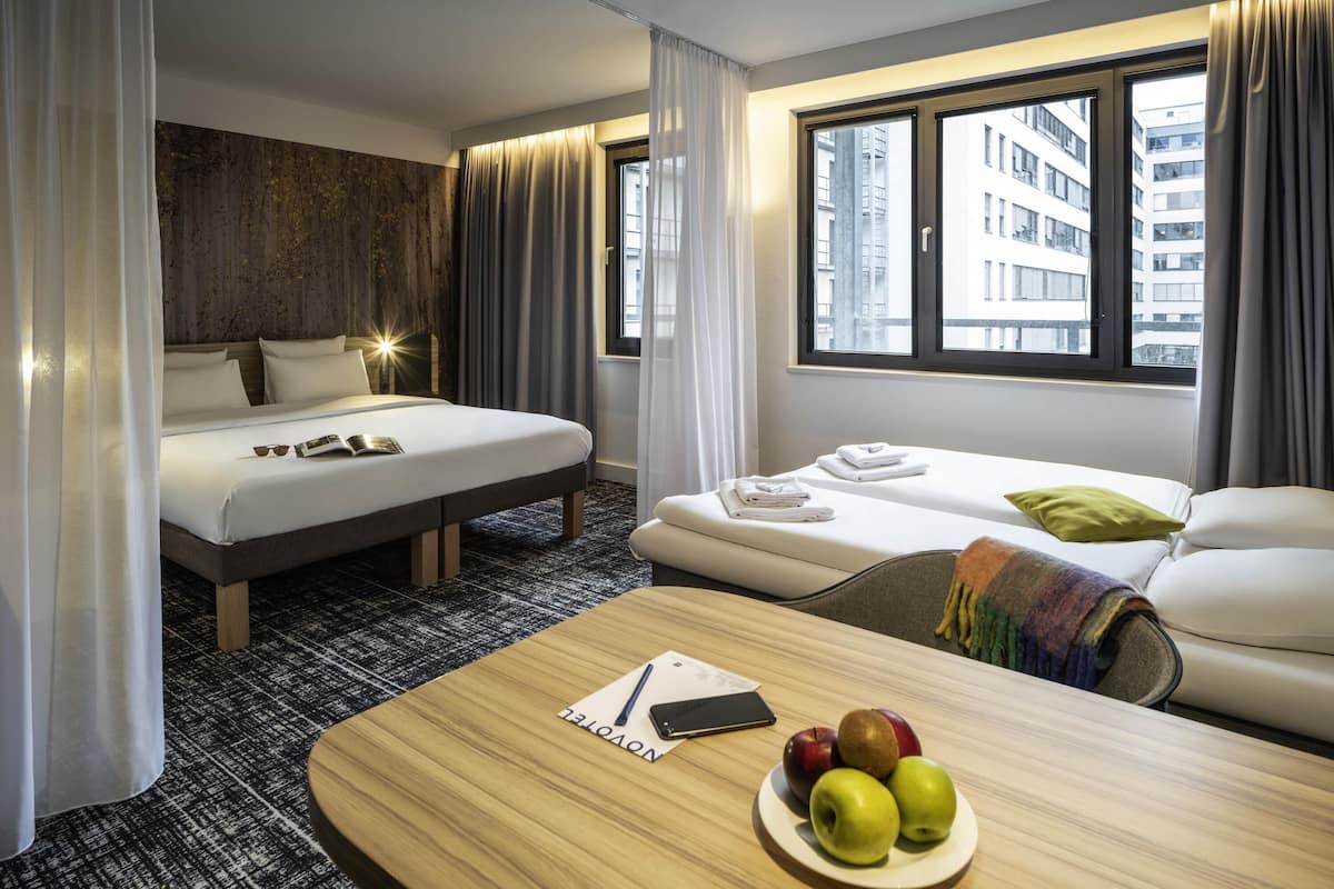 Premium bedding, in-room safe, desk, soundproofing