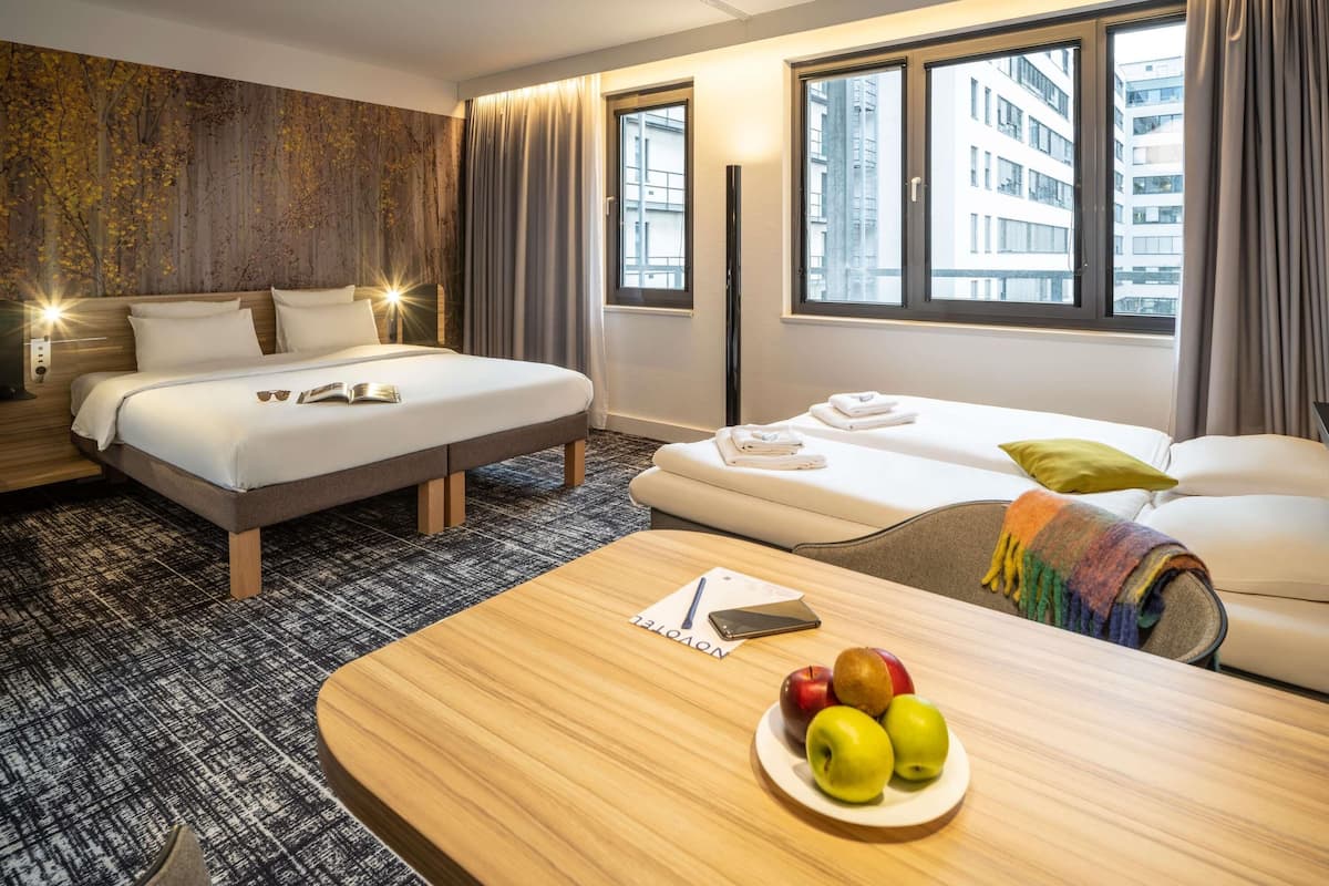 Family Suite, 1 King Bed with Sofa bed (Junior)