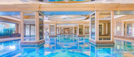 Indoor pool, seasonal outdoor pool, sun loungers