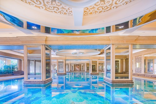 Chateau Star River Guangzhou