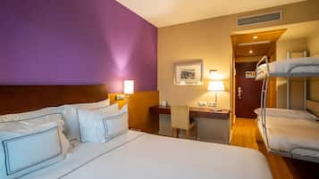 Family Quadruple Room | Hypo-allergenic bedding, minibar, in-room safe, individually furnished