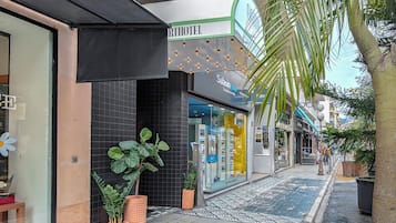 Fachada da propriedade